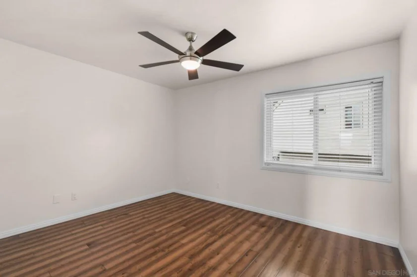 354 Travelodge Drive photo 26