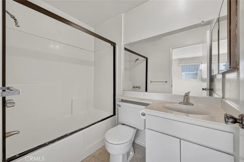 1137 N Maryland Ave #4 photo 19