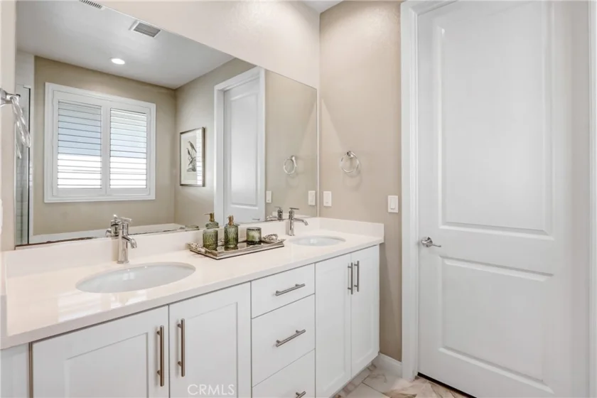 39914 Novel Court photo 14