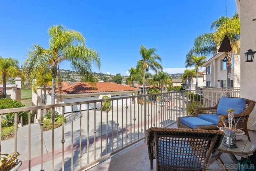 2520 Navarra Drive #C photo 35
