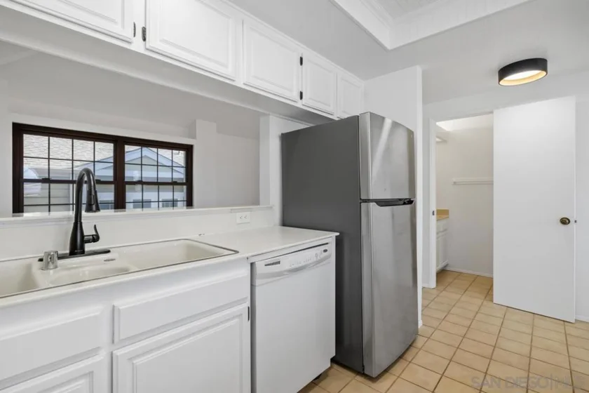 761 D Avenue #C photo 35