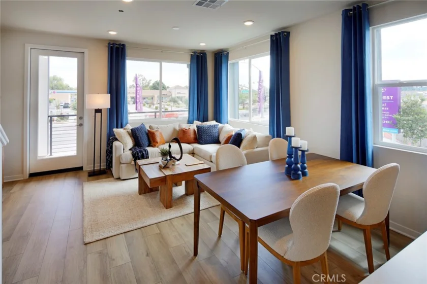 9534 Hannah Way photo 10