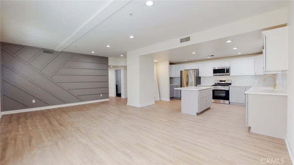 13200 Pacific Promenade #316 photo 1