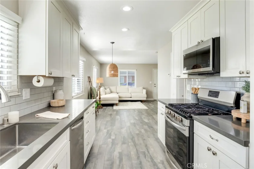 181 Yorktown Lane photo 4