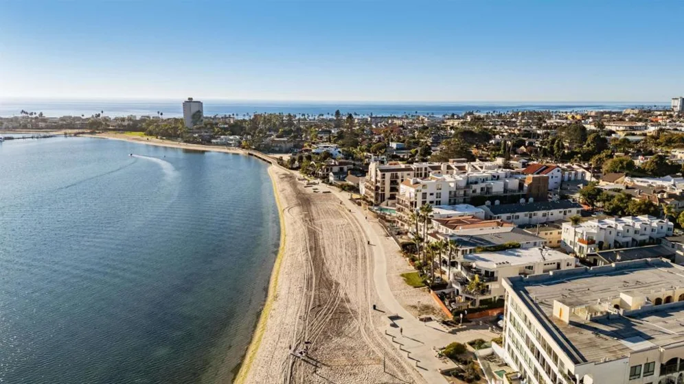 1177 Pacific Beach Drive ##A photo 8