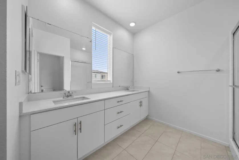 5223 Surfwalk Way #111 photo 20