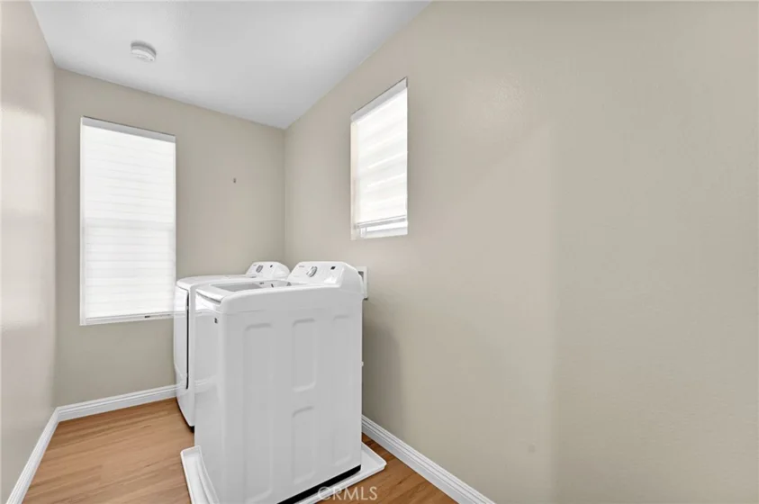 4244 Windspring photo 37