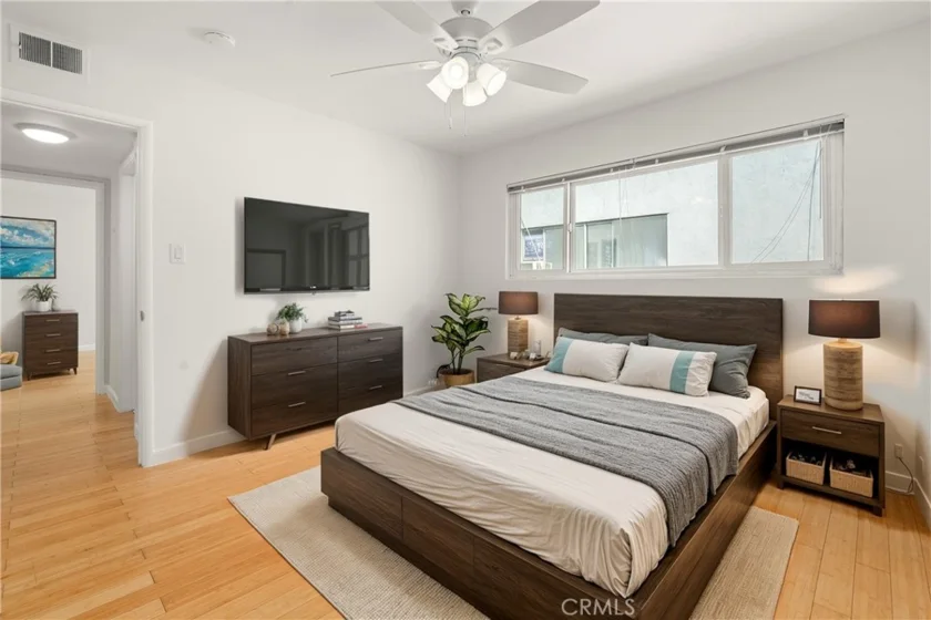 801 E 1st Street #18 photo 12
