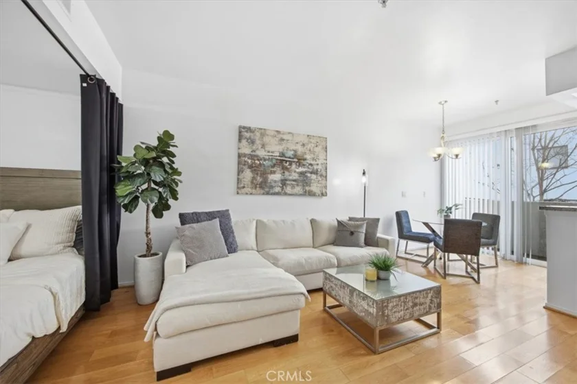 620 S Gramercy Place #130 photo 35