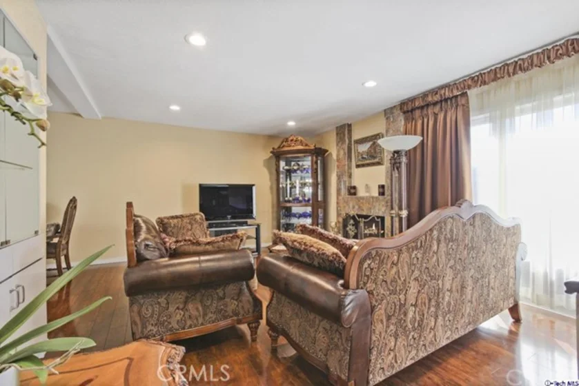 14657 Nordhoff Street #7 photo 1