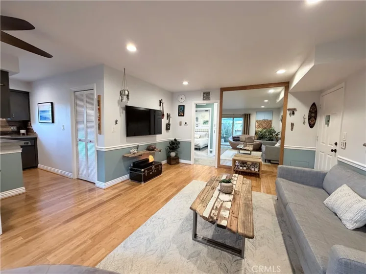 22030 Calvert #2 photo 4