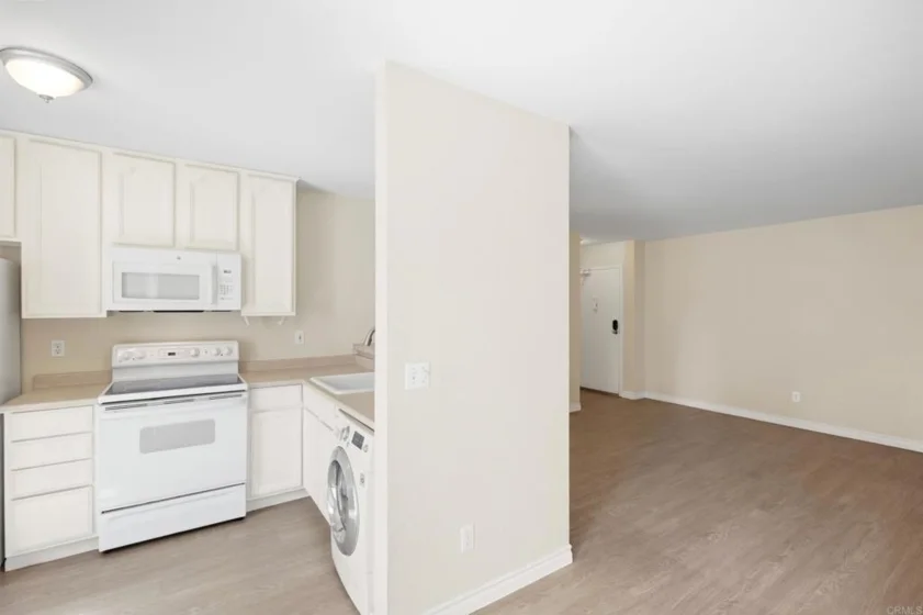 7500 Parkway Drive #207 photo 21