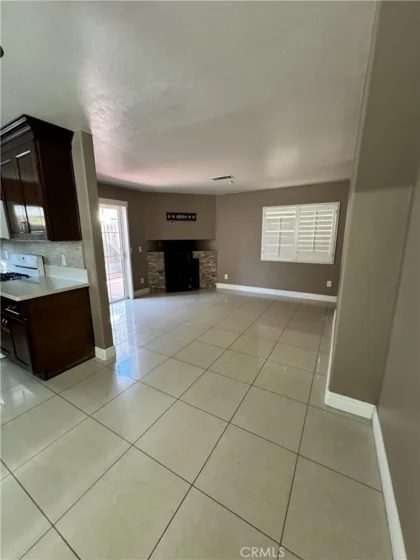 13775 Glenoaks #8 photo 5