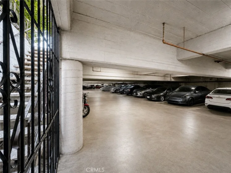 410 N Market Street #17 photo 16