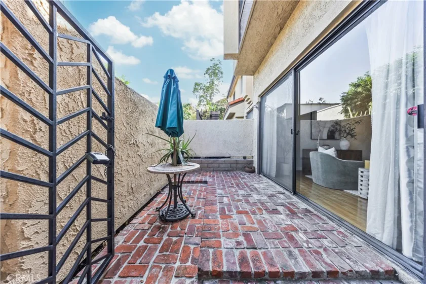 525 S Almansor Street #76 photo 27