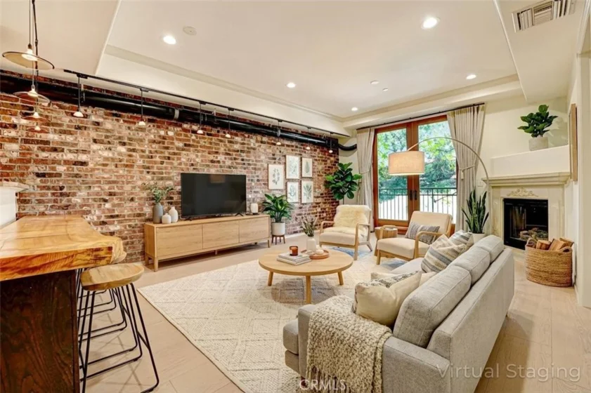 333 N Hill Avenue #203 photo 6