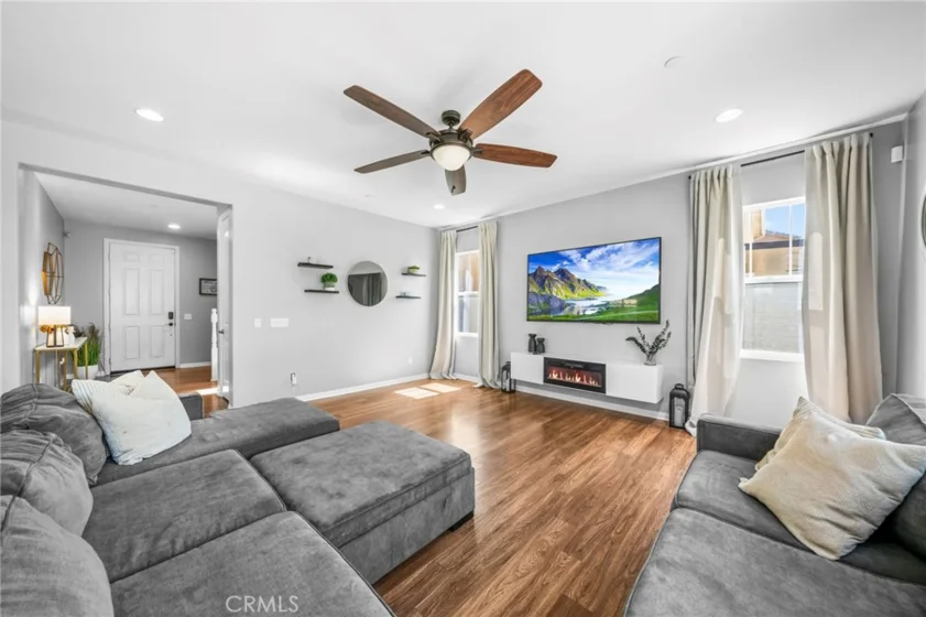 30354 Woodland Hills Street photo 14