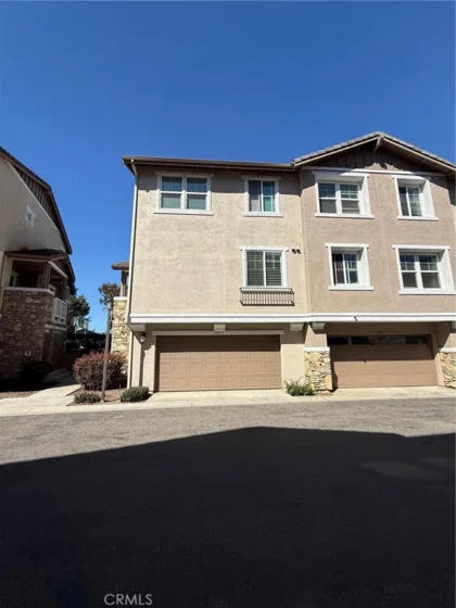 3037 Cole Grade photo 2