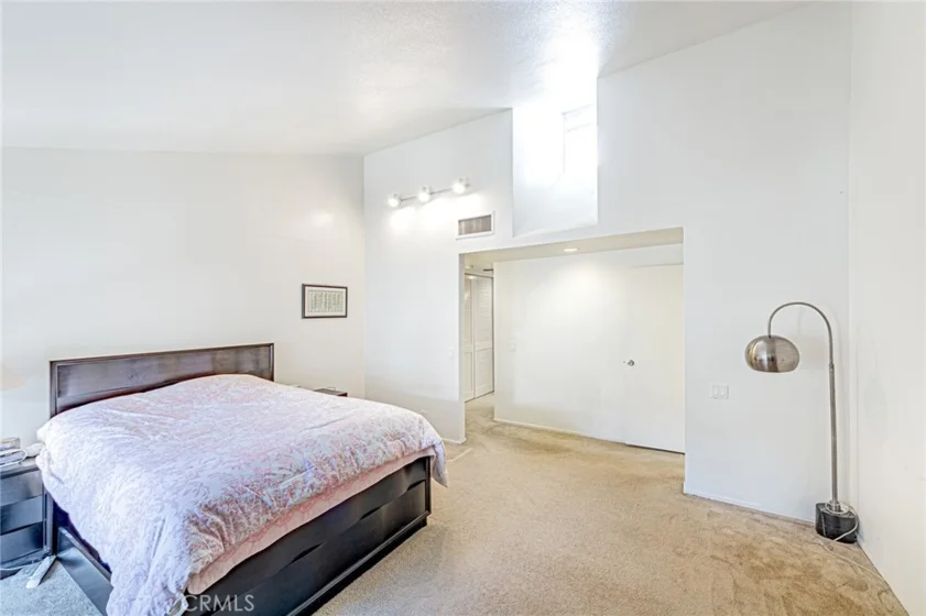 960 San Pasqual Street photo 22