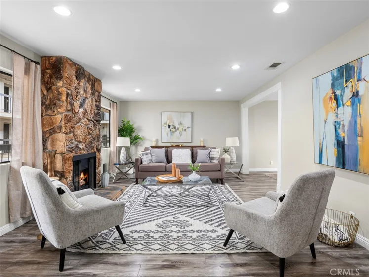 635 E Elmwood Avenue #203 photo 9