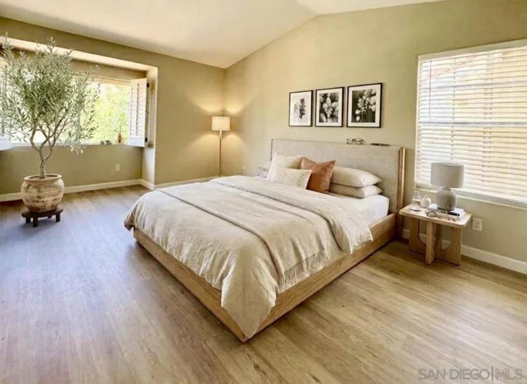 10911 Creekbridge Place photo 28