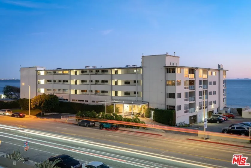 22548 Pacific Coast Highway #101 photo 7