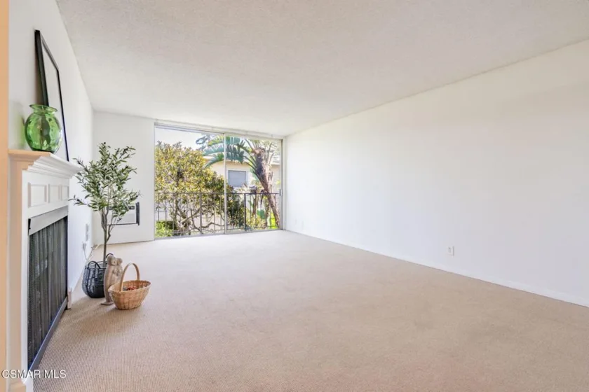 11645 Montana Avenue #318 photo 4