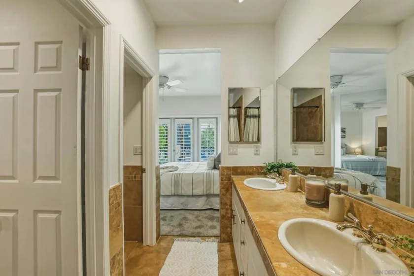 3964 Richmond photo 28