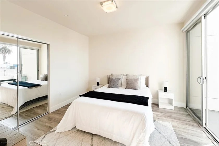 1101 S Harvard Boulevard #506 photo 21