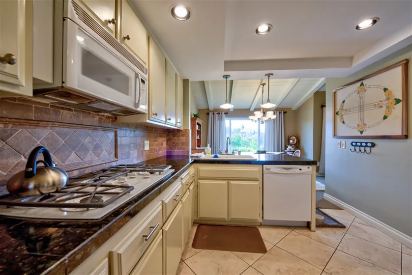 1126 San Jacinto photo 1