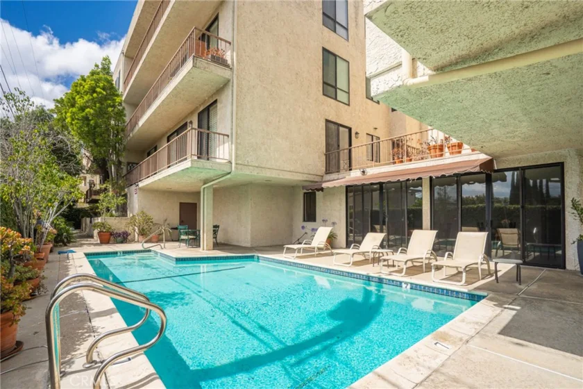 4454 Ventura Canyon #105 photo 31