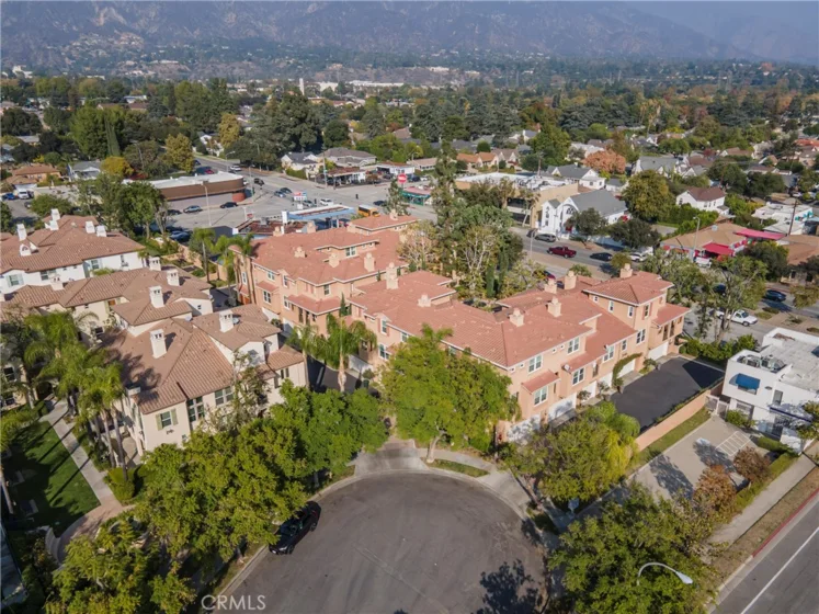 453 N Altadena Drive #9 photo 1