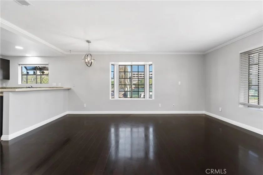 941 Elm #16 photo 5