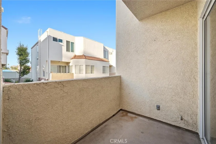 5455 Sylmar #1402 photo 9