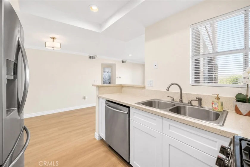 16377 Lakeshore #6K photo 31