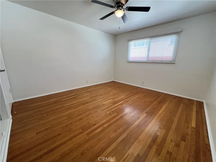 1023 E 1st #17 photo 6