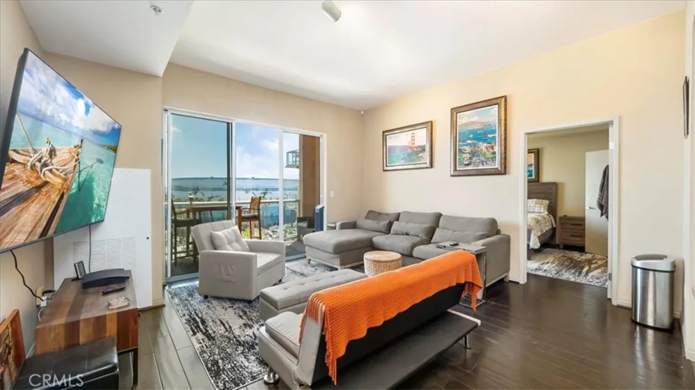 488 E Ocean #708 photo 15