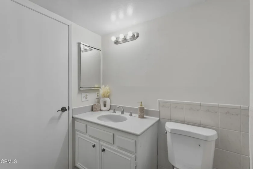 1776 Palisades Drive photo 25