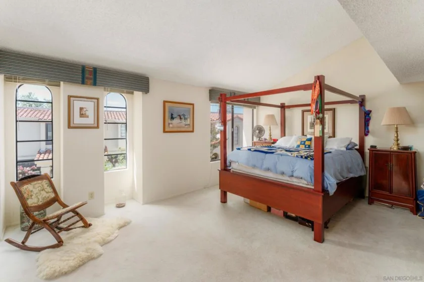 5715 Baltimore #34 photo 13