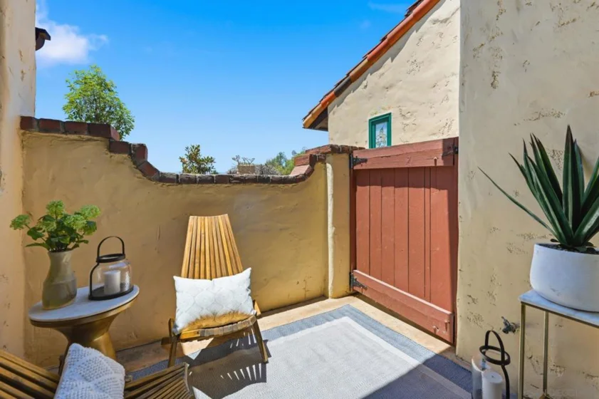 2618 Juan Street #2 photo 12