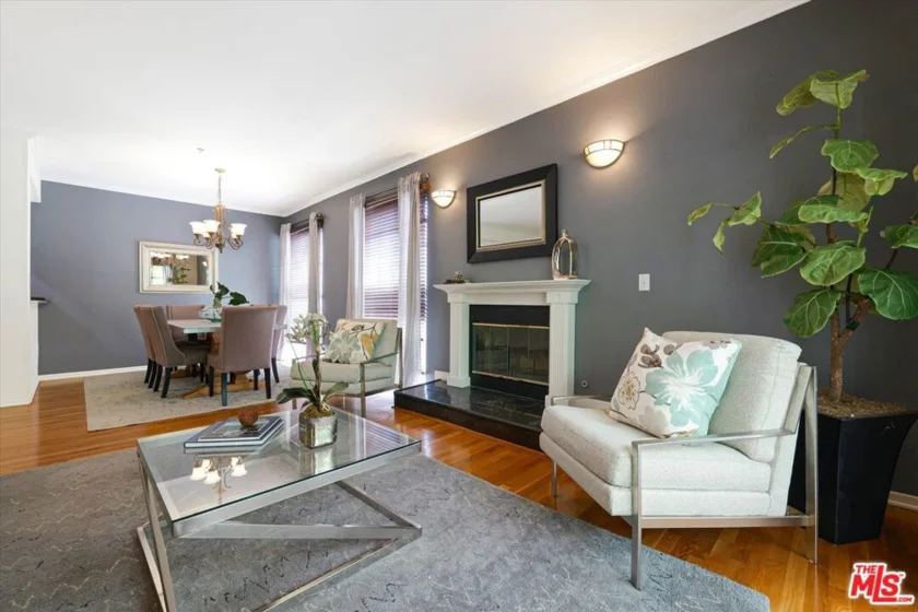 1401 S Bentley Avenue #202 photo 3