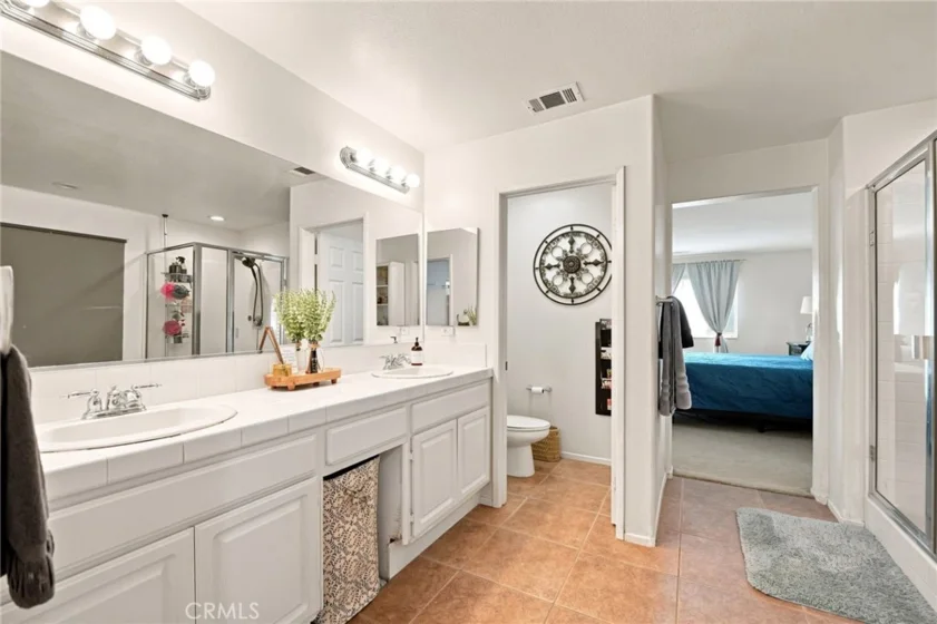23682 Saratoga Springs photo 28