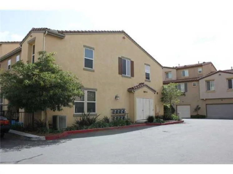 4300 Newton Avenue #94 photo 2