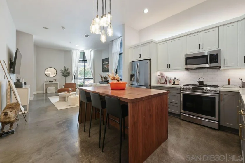 1400 Broadway #1102 photo 9