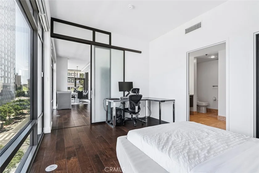 1111 S Grand Avenue #511 photo 14