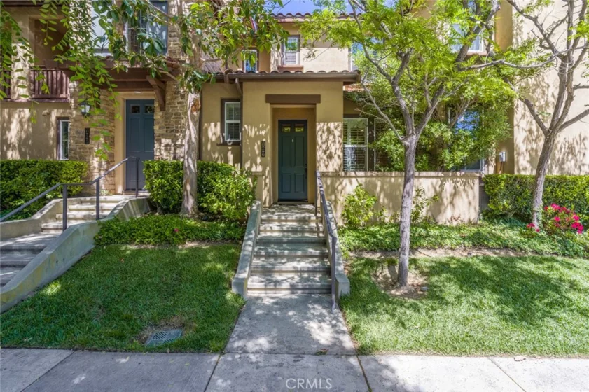 127 Jadestone photo 1