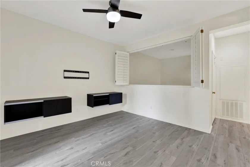 154 Gallery photo 13