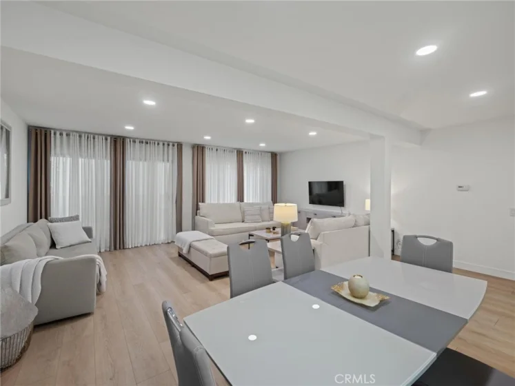 4700 Natick #204 photo 6