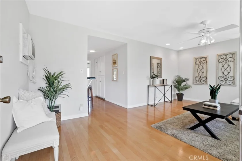 13722 Red Hill Avenue #16 photo 3
