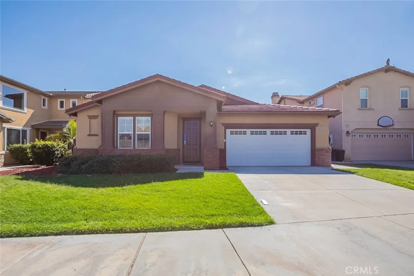28323 Carlisle Street photo